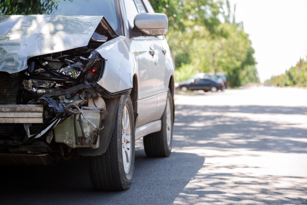 Dealing with hit and run accidents: a guide by Topeka car accident lawyers
